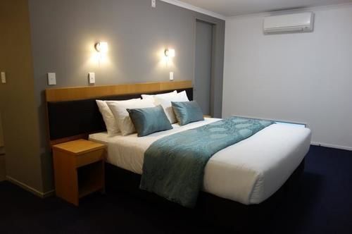 Parakai Springs Lodge Ngoại thất bức ảnh